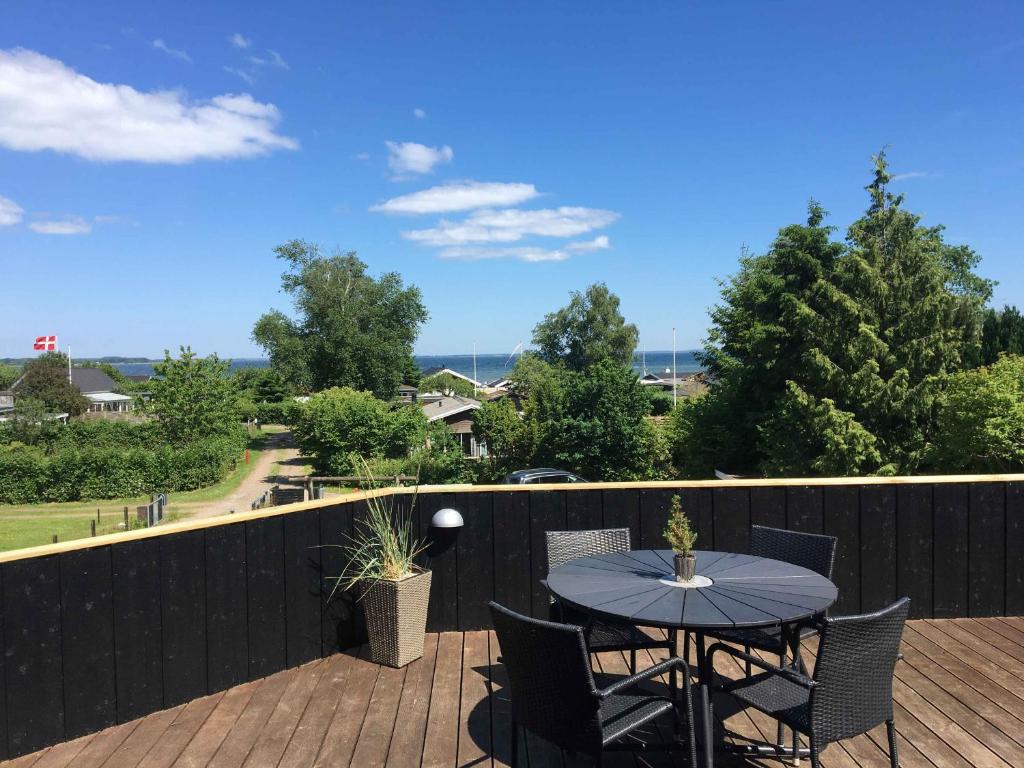 Cottage In Grønninghoved With View, Sjølund