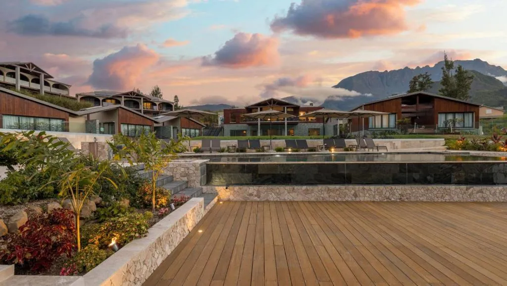 Sarana Hôtel & Spa，位于萨拉济的酒店