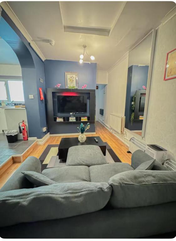 Cozy condo in heart of Brighton 3mins walk to Seafront, Brighton and Hove