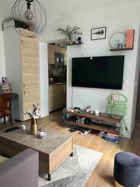 Cozy Appartment in Voltaire - 4