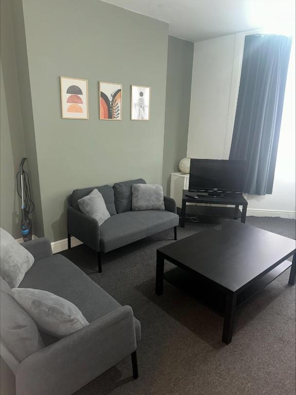 Milton Road Flat 1 - TSAC, Hartlepool