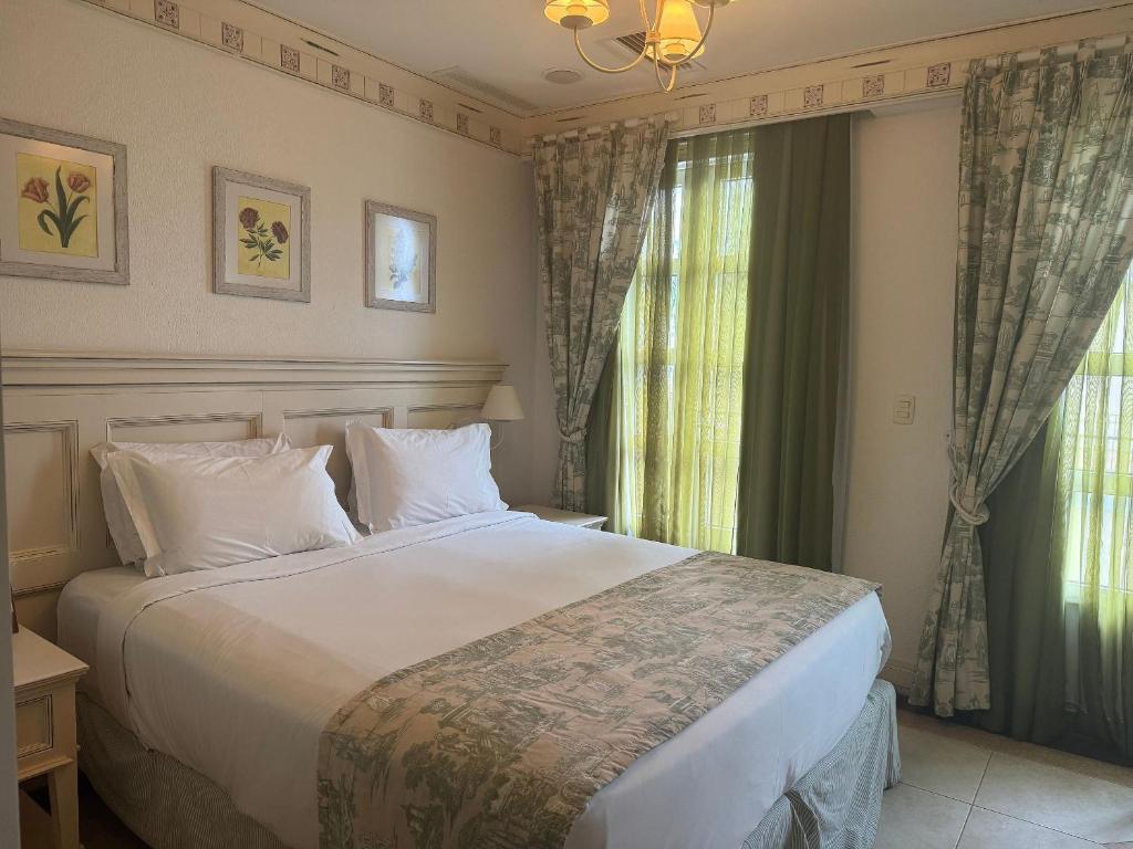 Studio with Pool View