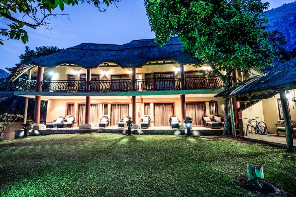 ンタバ リバー ロッジ (Ntaba River Lodge)