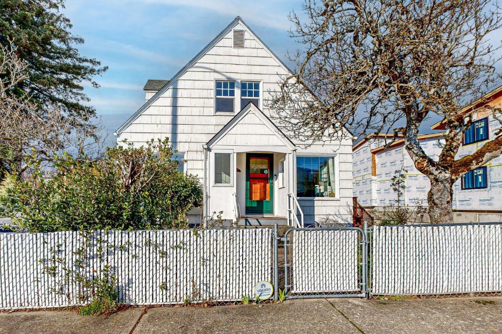 The Wing Haus, Stevenson