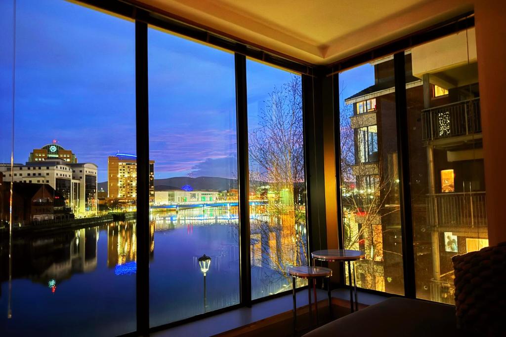 Lagan Side View Apartment, Belfast