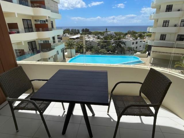 Sunset Ocean View Apartment, Flic-en-Flac