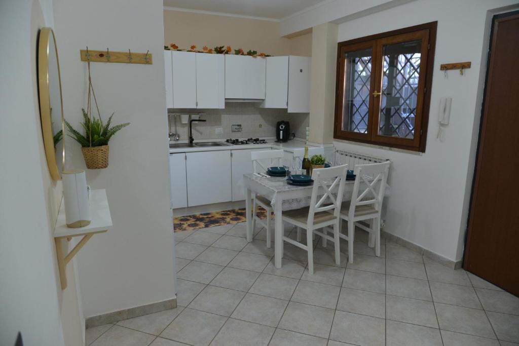 Elis Home 6' FCO Airport, 5' Beach, 3' Rome - 5