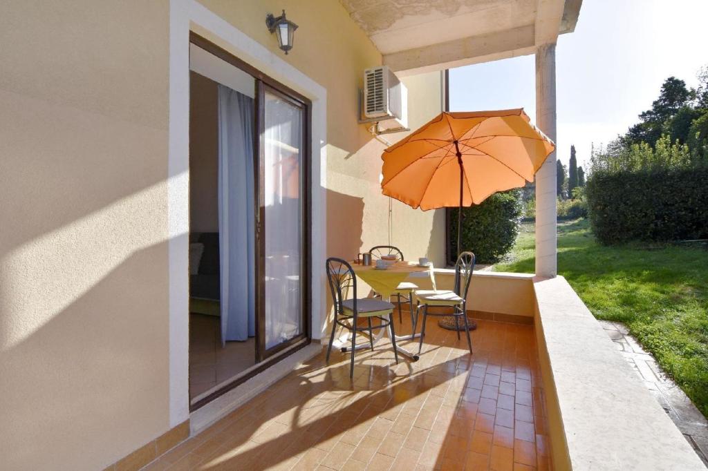 Silva Erdgeschosswohnung mit Garten, Bašanija