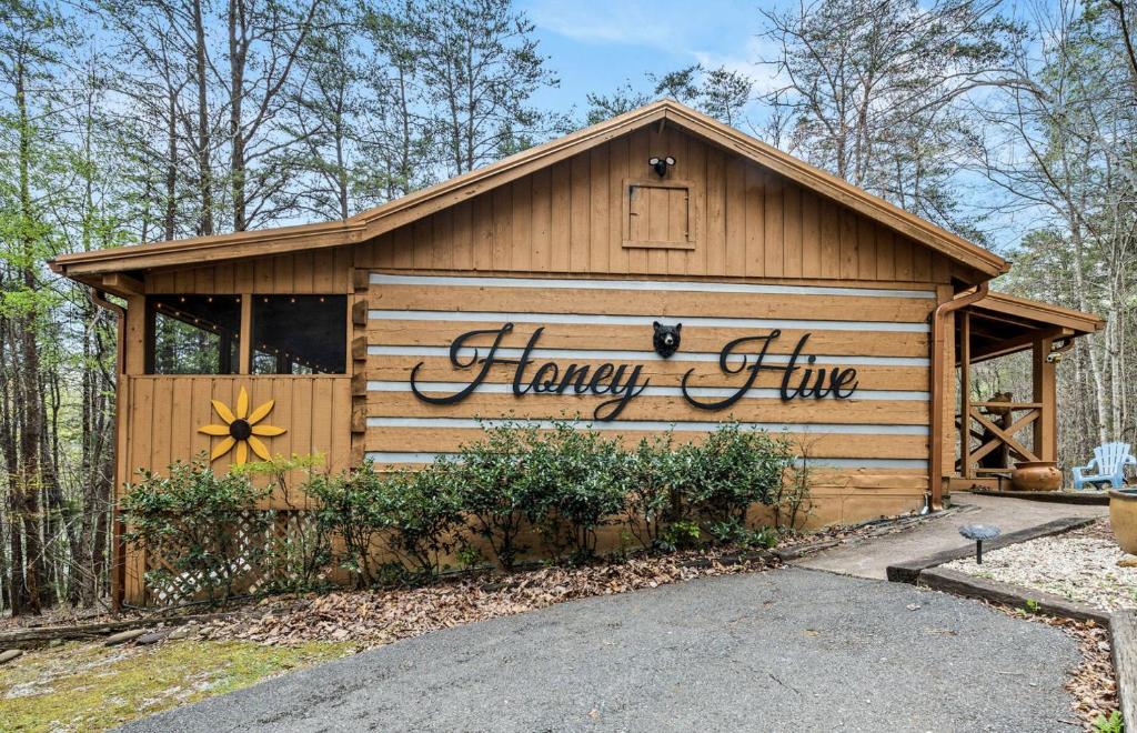 Honey Hive Cabin, Sevierville