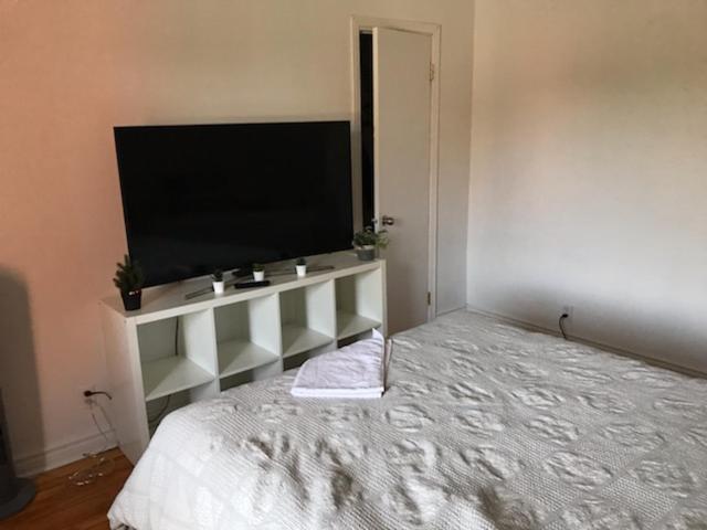 Chambre spacieuse, Montréal