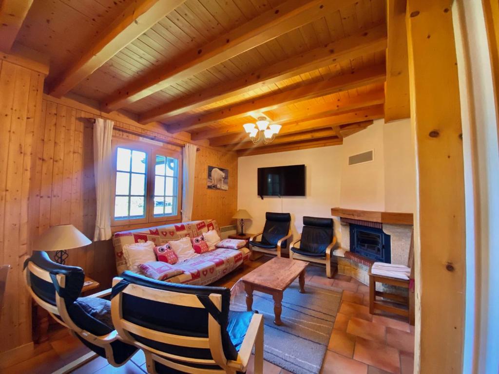Appartement chalet à Morillon, 3 chambres, parking, proche centre - 2