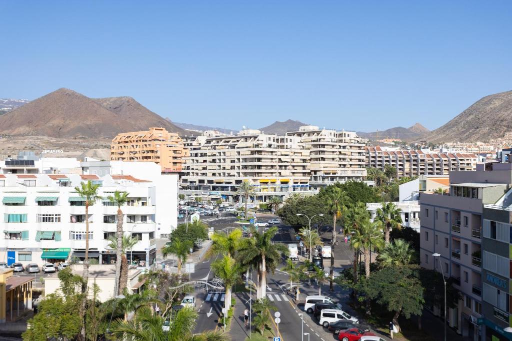 TOP New apartment center Los Cristianos - 5
