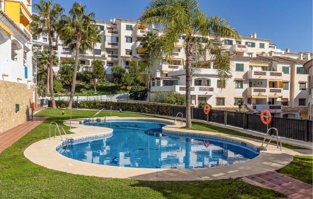 Lovely Apartment In Benalmádena With Wifi - 1