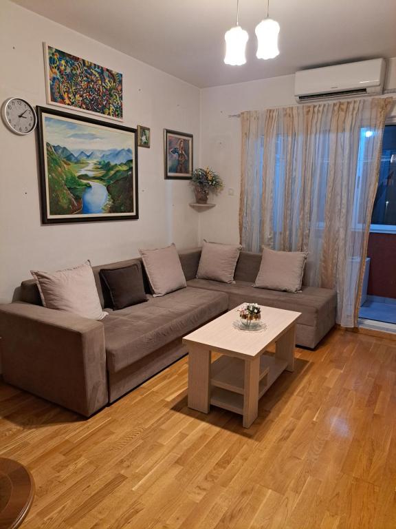 Sunrise apartment - 2