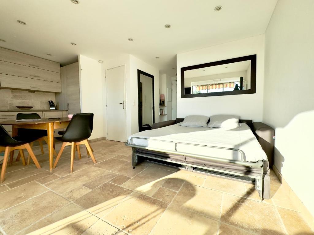 Les Flots SCLS - Wifi, Clim, Parking, Piscine - 4