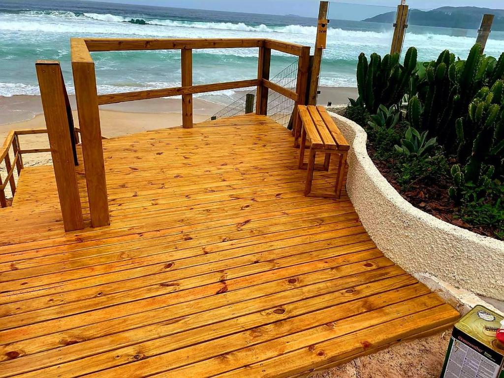 Beach, Pousada Mar&sol Bangalos Confortaveis a 80 metros da Praia in Florianopolis