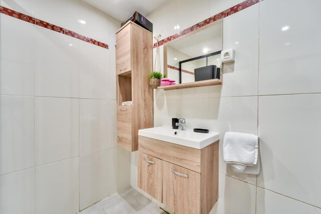 Modern 2BR Flat - Haut de Nice - 5