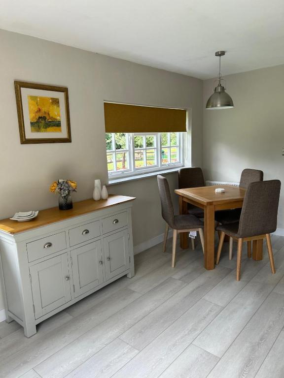 Private Dog-Friendly Cottage, Orleton photo 6