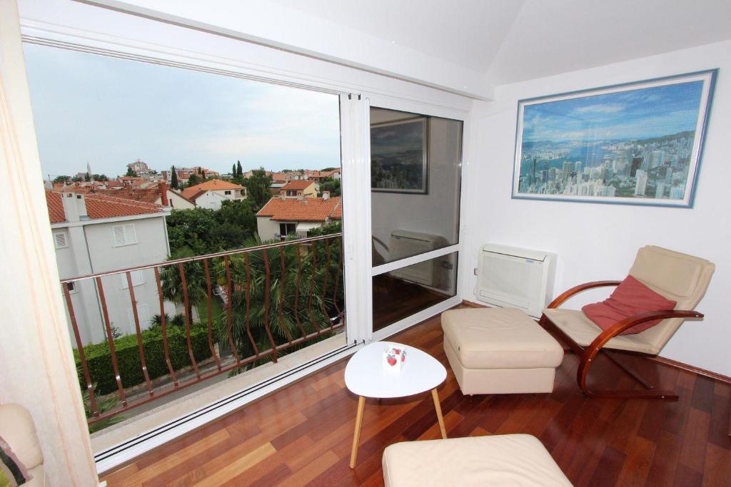 Bezauberndes Apartment mit Blick auf die Eufemia von Rovinj von der Dachterrasse, Rovinj