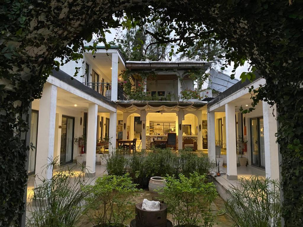 Coto Island Beach Village Homestay