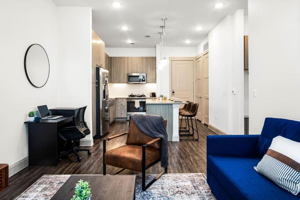 Luxurious New Unit 1Bd1BaPool, Golf Sim, Austin