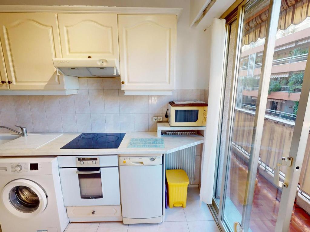 Spacieux 2P centre Menton avec terrasse, clim et parking privé - FR-1-196-370 - 5