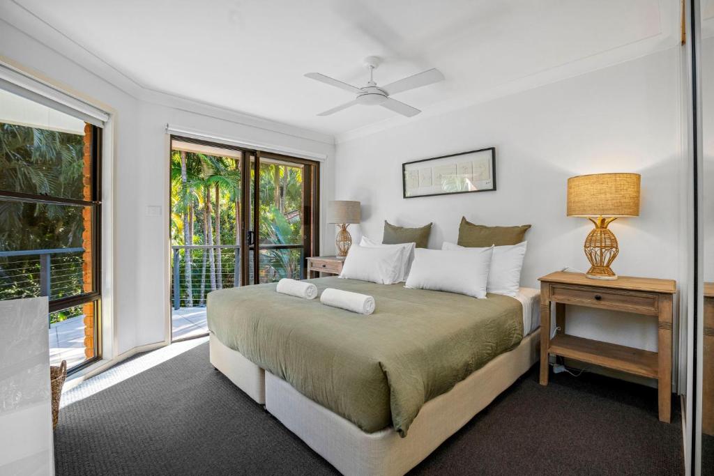 Calinda Sol 11, Byron Bay