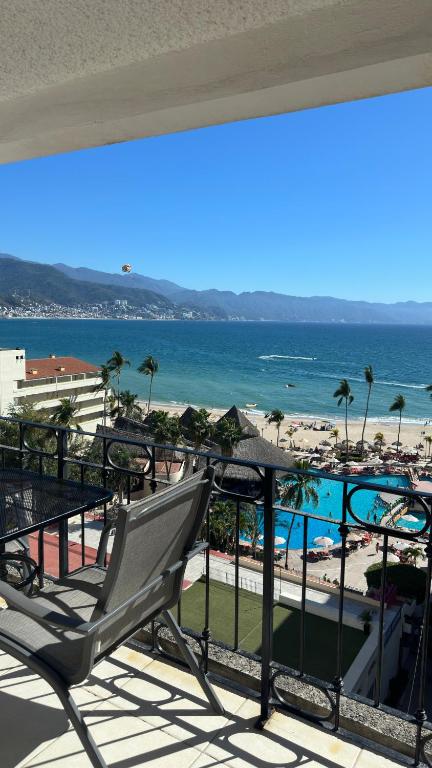 Vencido, Puerto Vallarta