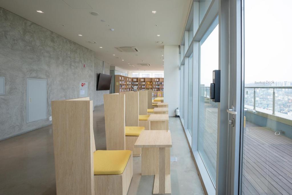 酒吧/Lounge Bar