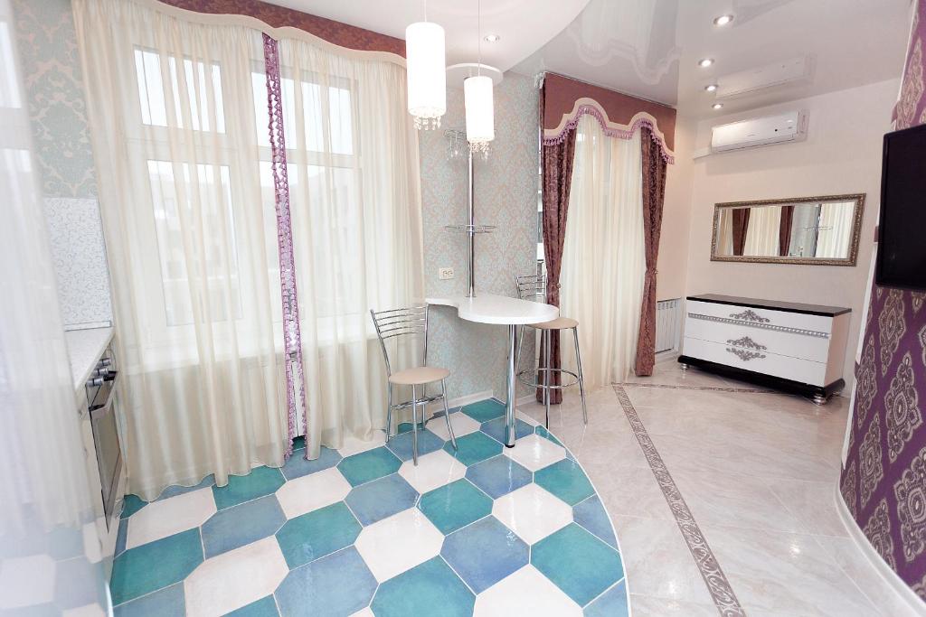 Apartment (2 Adults)