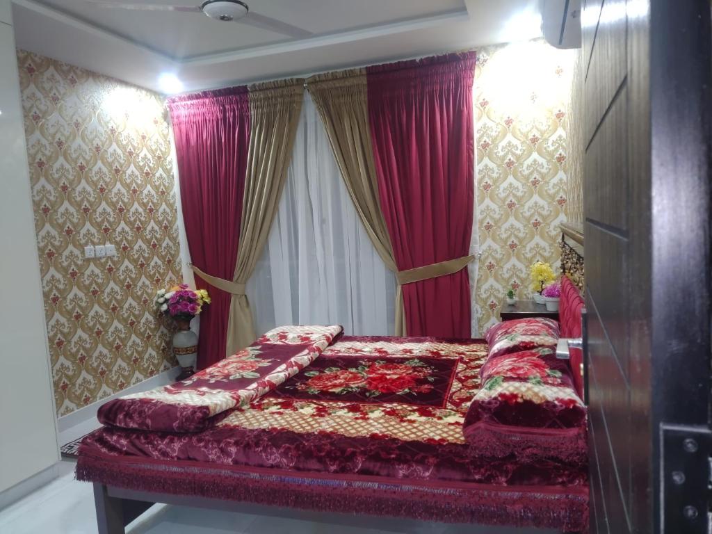 2 bed apartment in zameen opal Raiwind road, Lahore