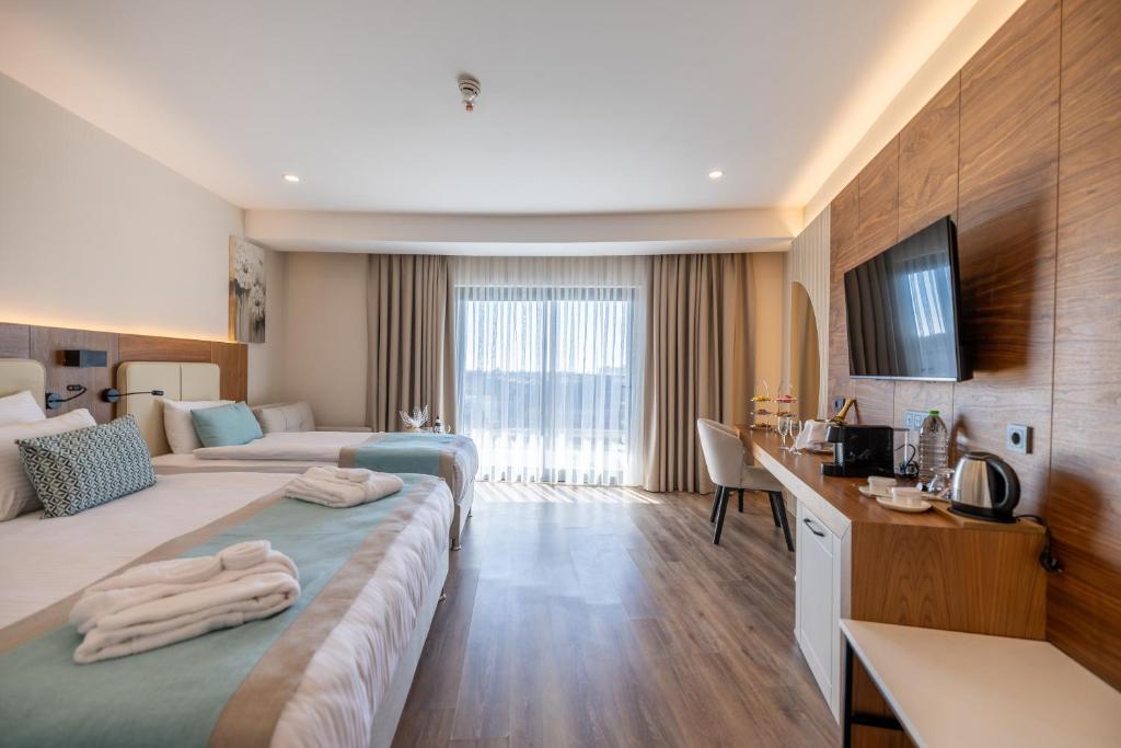 Side Moon Palace Hotel — Hotel rooms in Side