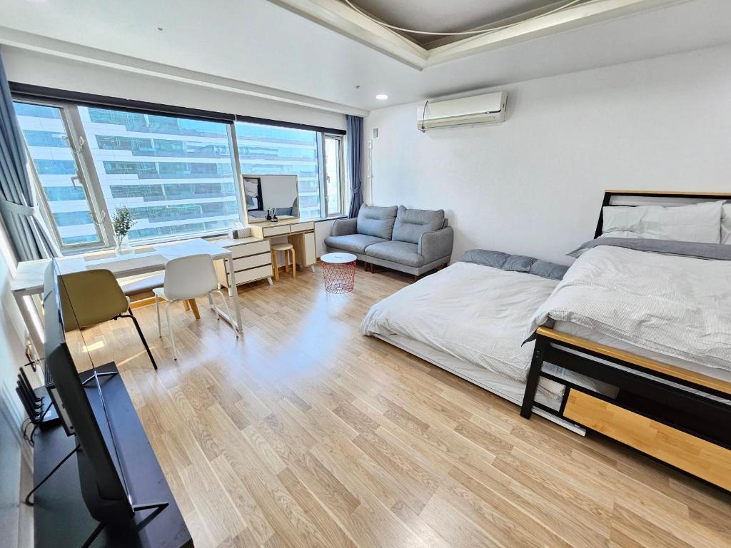 Sunshine House, Seoul