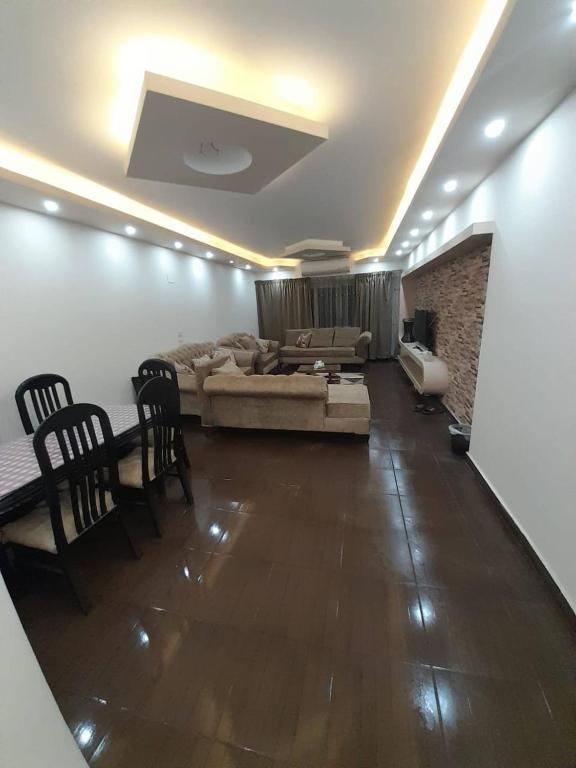 Enjoying And Comfortable Stay, Káhira