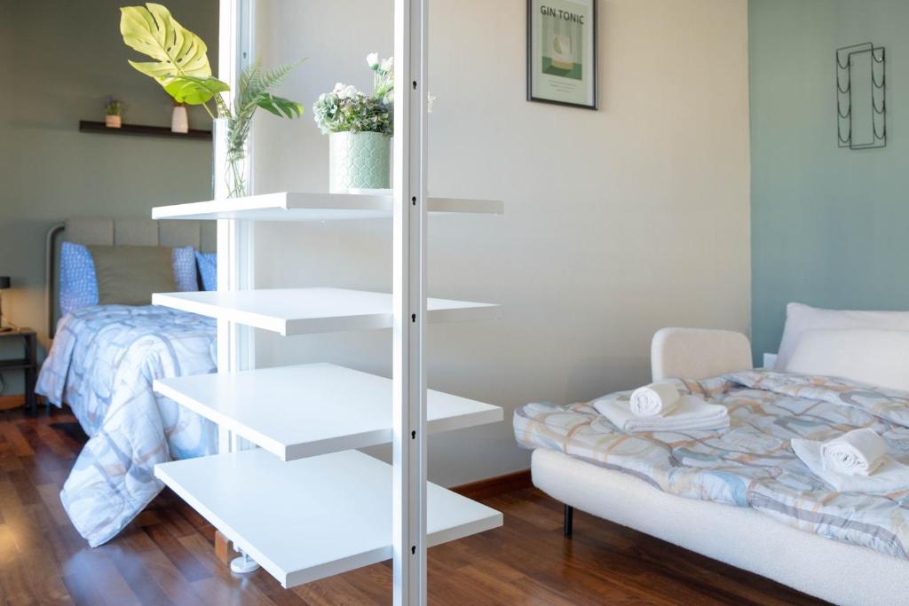 Harmony Retreat - Central Apt with terrace and Wi-Fi - 3
