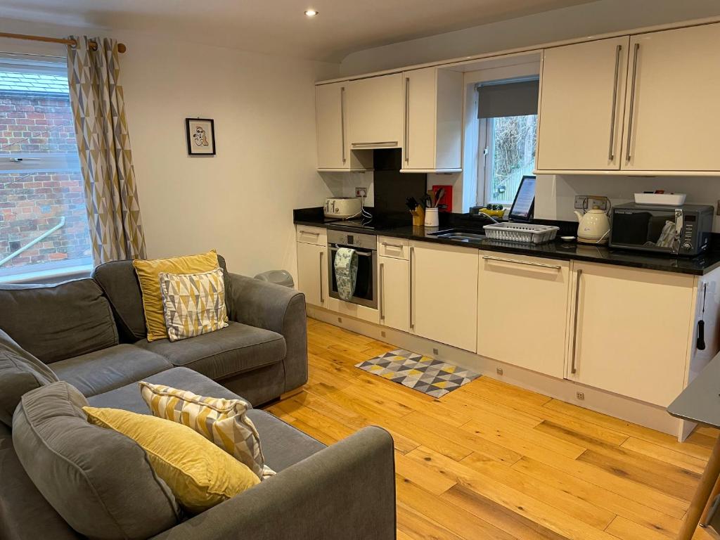 Apartment 4, 11 The Beach, Filey