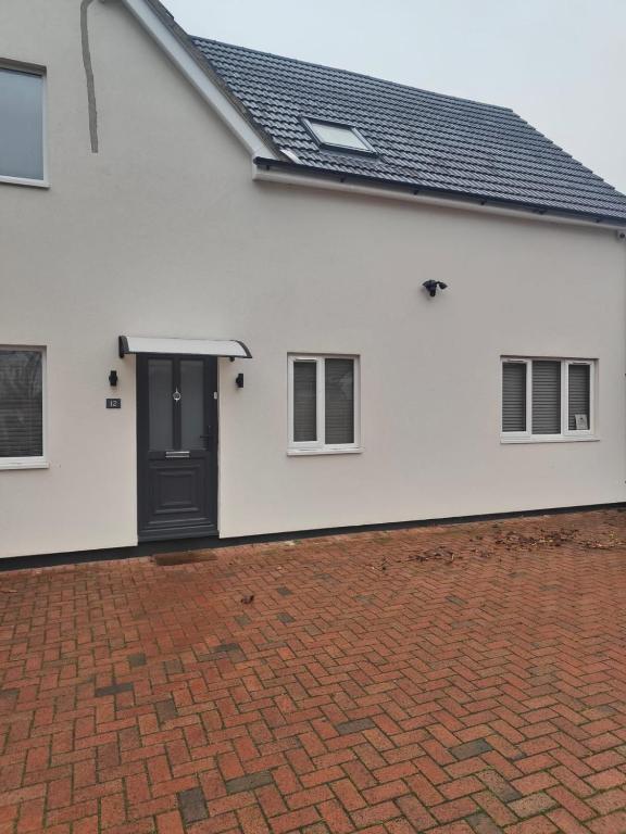 No 12 Stanwell, Stanwell