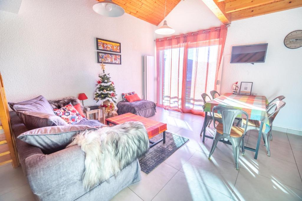 Duplex dans chalet avec superbe vue lac et piscine commune - 3