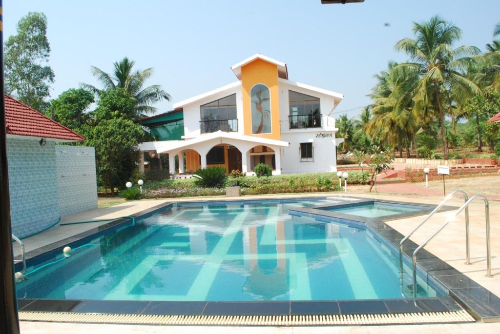 Sneha Farm House — Hotel in Kudal