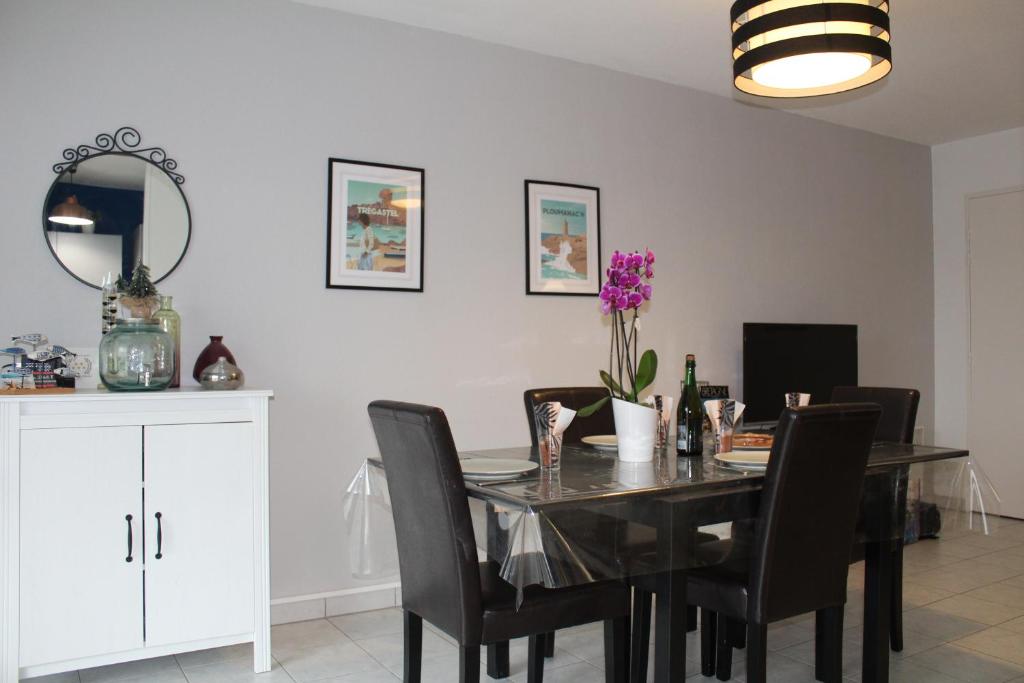 L'ESTRAN, 4 kms des plages, port, GR 34 et 2 h 15 Paris LGV, Plérin