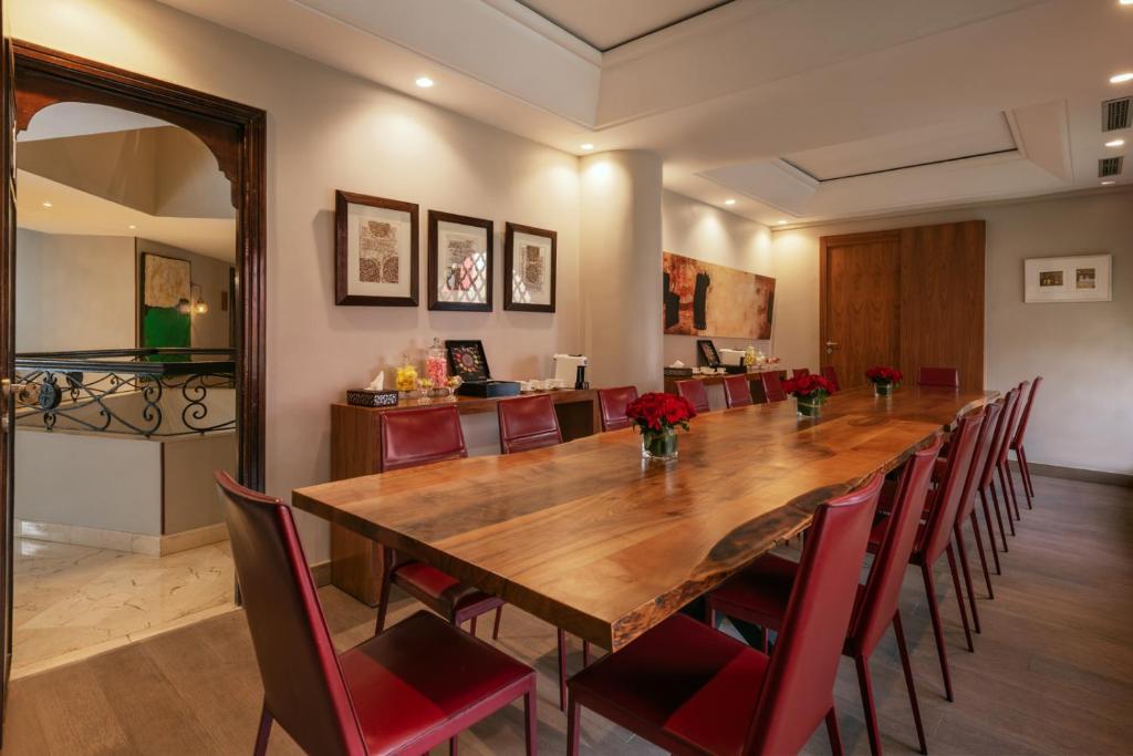 Tárgyalóterem/bálterem