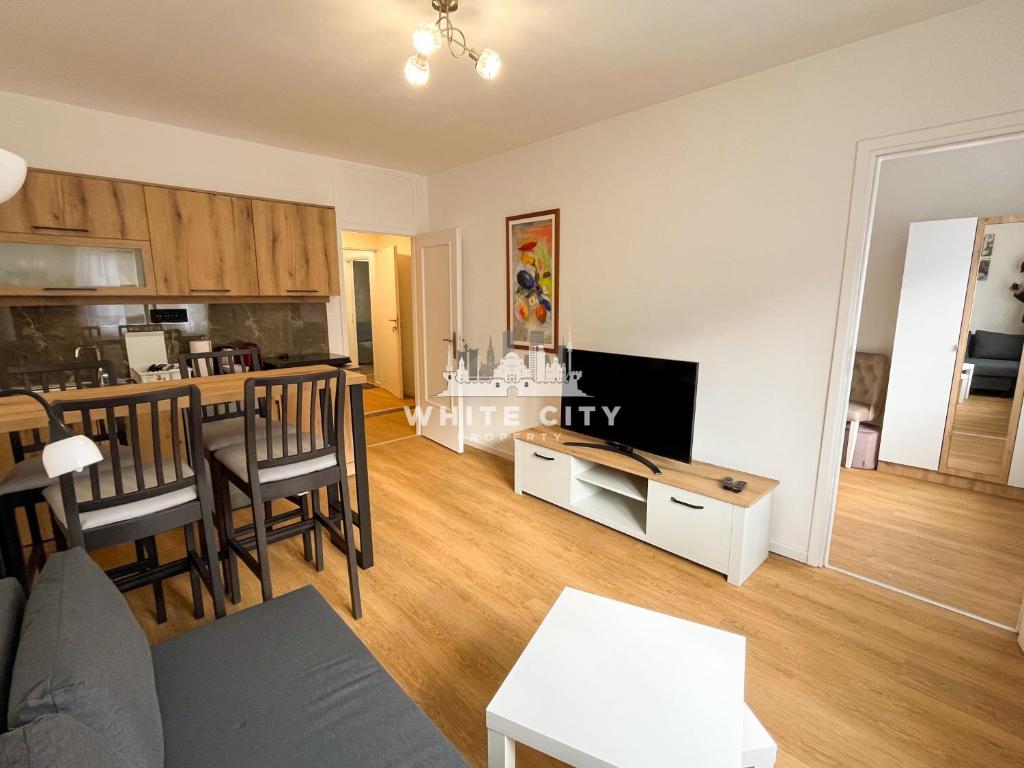 Waterfront - Apartments - 5