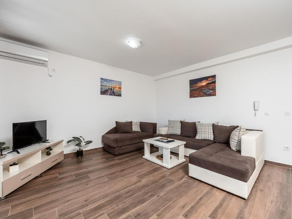 Apartments 4U - 4