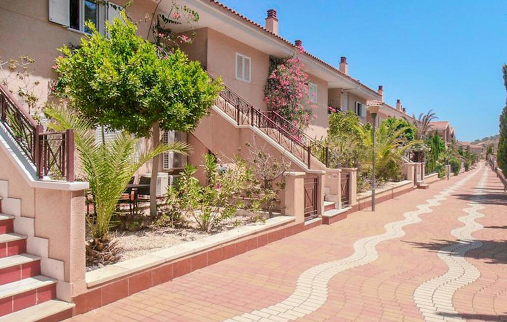 Stunning Home In Gran Alacant With Wifi - 2