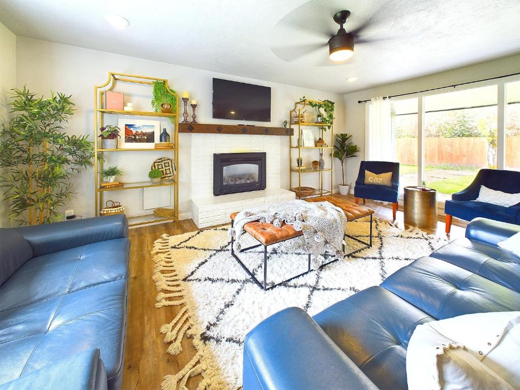 Modern Boho Retreat, Corvallis