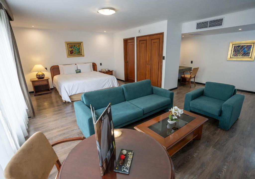 LUOXO Hotel - 2
