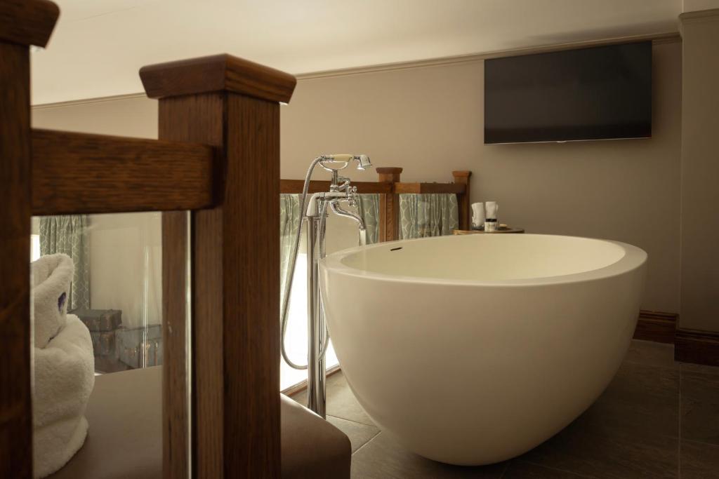 The Station Hotel 전경