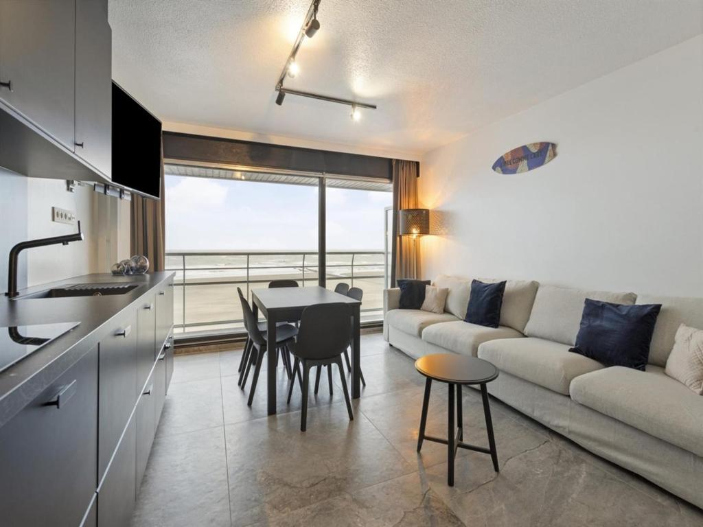 Studio in Blankenberge with Stunning Sea View, Blankenberge