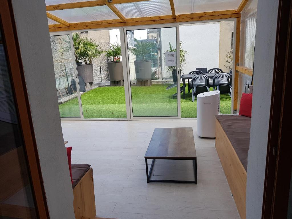 Grand T4 Terrasse proche sanctuaire - 2