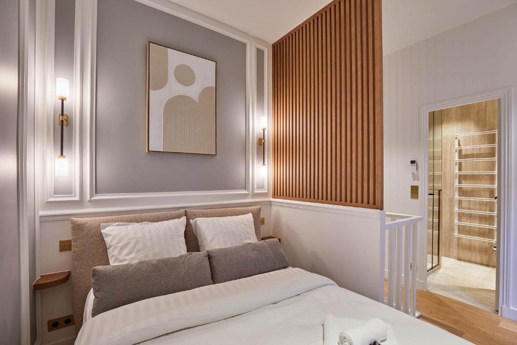Sublim 1BDR AC Arc de Triomphe Champs Elysees by Studio Prestige - 1